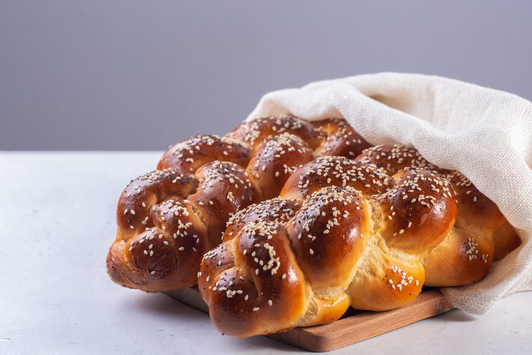 Simple & Delicious Water Challah