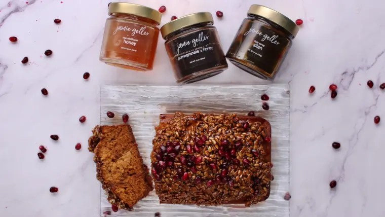 Sunflower Pomegranate Honey Cake