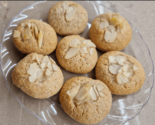 Chewy Almond Cookie